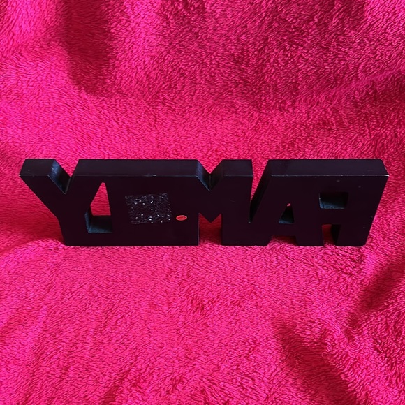 13”L X 1” X 3.75” FAMILY SHELF SIGN Home Decoration for Living Room, Dining HALL - Picture 3 of 3